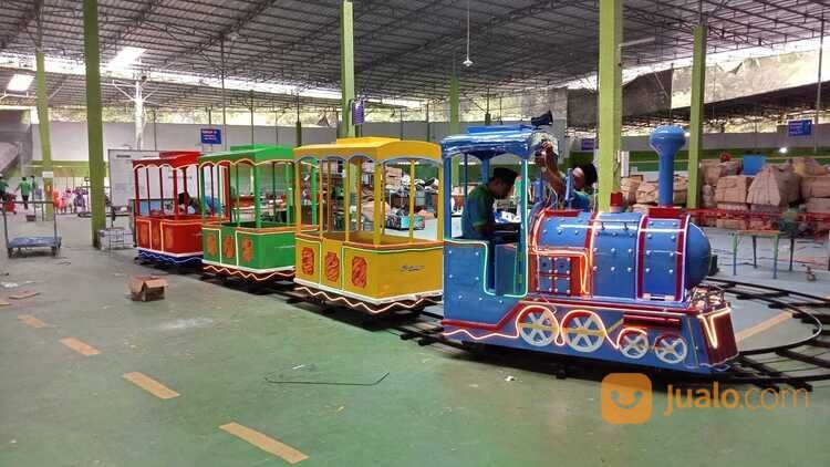 odong kereta lantai mall baru