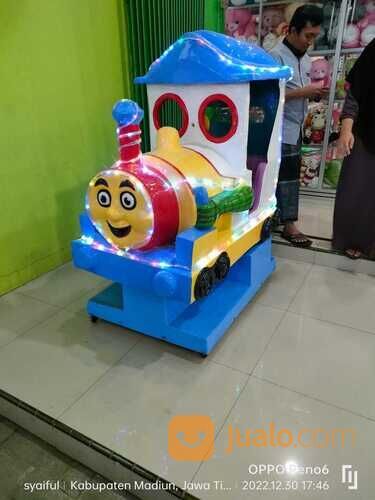 mainan koin fiber depan toko - odong odong