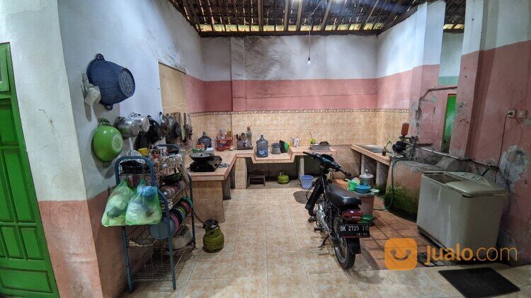 (BWI A.361) Rumah di Jl. Raya Sumberwaru Desa Tamanagung Kecamatan Cluring Banyuwangi