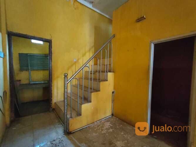 Ruko Kosong 2 lantai Jalan Lubuk Kawah Kebun Bunga