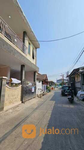 RUMAH 2 LANTAI DI TAMAN CIBODAS