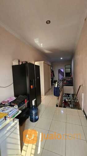 RUMAH 2 LANTAI DI TAMAN CIBODAS