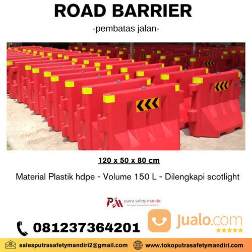 WATER BARRIER BARIKADE JALAN SAFETY ROAD PEMBATAS JALAN RAYA