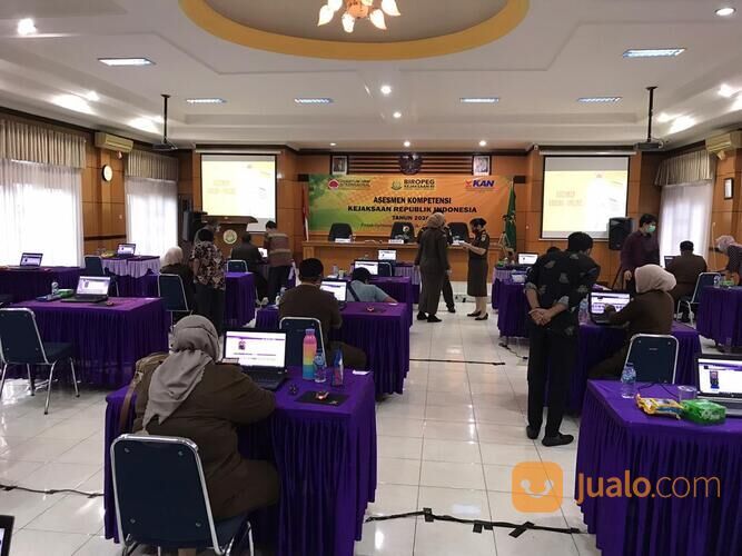 SEWA LAPTOP MANADO ( 085362792813 )