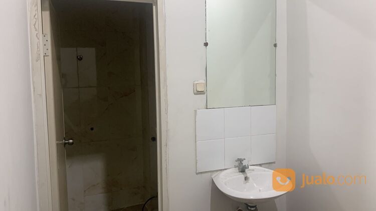 Ruko 4.5 Lantai di KOMPLEK TOHO Kapuk Jakarta Utara