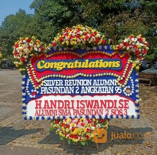 Toko karangan Bunga Di Jalan Cinunuk Bandung