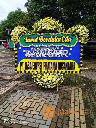 Toko karangan Bunga Di Jalan Cinunuk Bandung