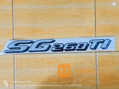 Sticker Hino Lohan tulisan SG260TI di kedok depan
