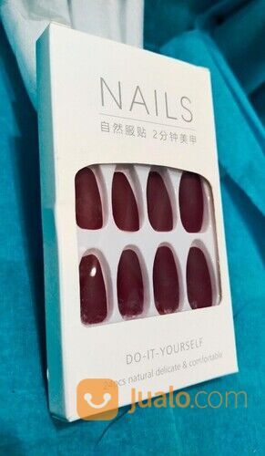 Kuku Palsu Nails 24PCS Fake Nail Art Kekinian Kuku Polos Doff Free Lem