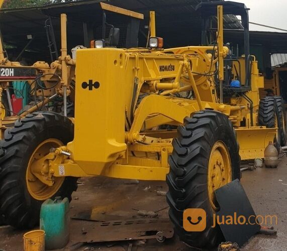 Motor Grader Komatsu GD511A-1 Tahun 2011
