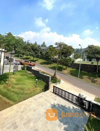 PREMIUM VILLA Taman Dayu Pandaan DOUBLE VIEW CANTIK