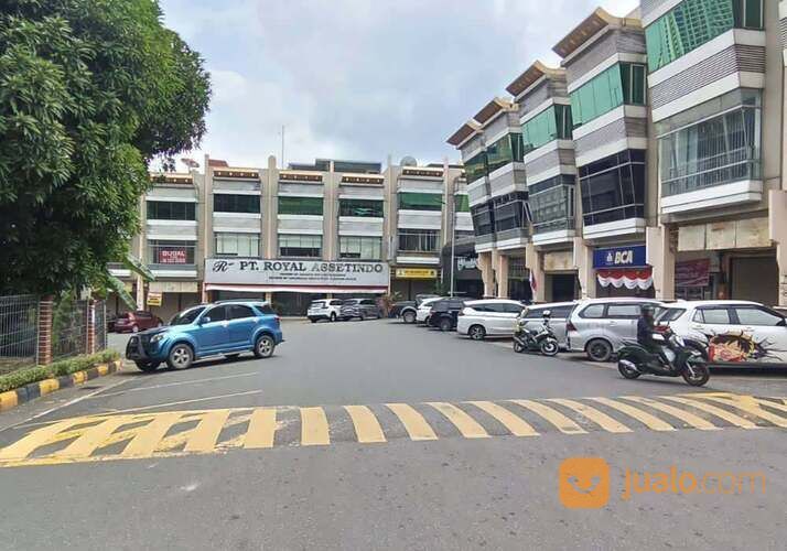 5 Unit Ruko 4 Lt di Nagoya Hill posisi Depan Matahari Dept Store