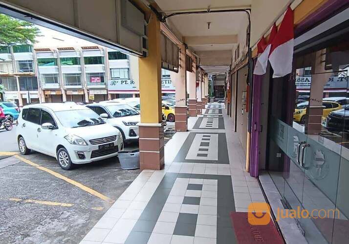 5 Unit Ruko 4 Lt di Nagoya Hill posisi Depan Matahari Dept Store