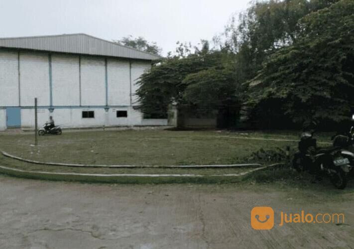 Pabrik ex Pabrik Garment di Bantar Gebang, Bekasi.