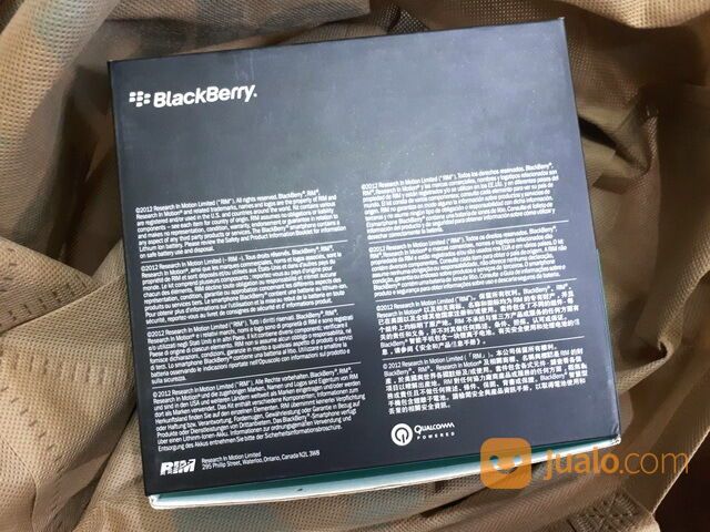 Dus Hape Blackberry BB Curve 9320 Amstrong Mulus