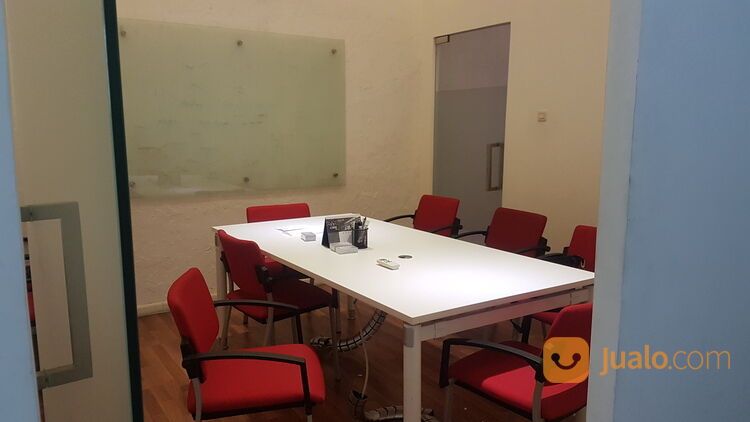 Kantor Office Space di The Bellezza Shopping Arcade Full Furnished