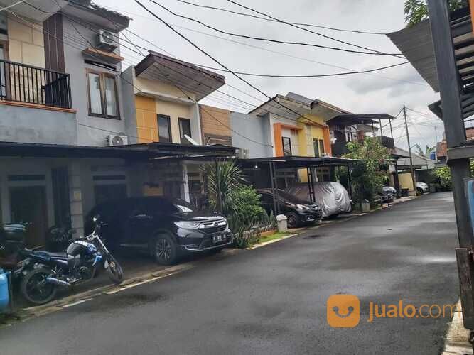 Rumah Dalam Perumahan Area Beji Depok 15 Menit Universitas Indonesia