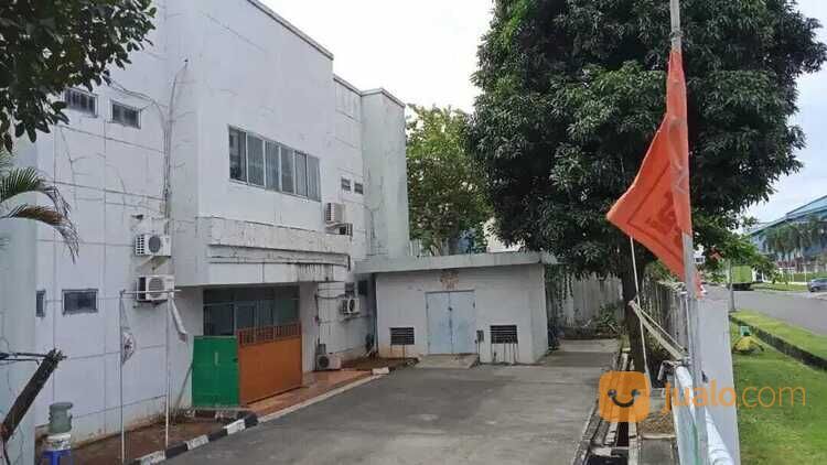 Pabrik Include Mesin - Mesin di Kawasan Industri MM2100, Cibitung, Bekasi