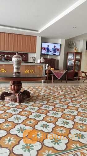 Hotel Koening dan Ruko Jl Tuparev Cirebon