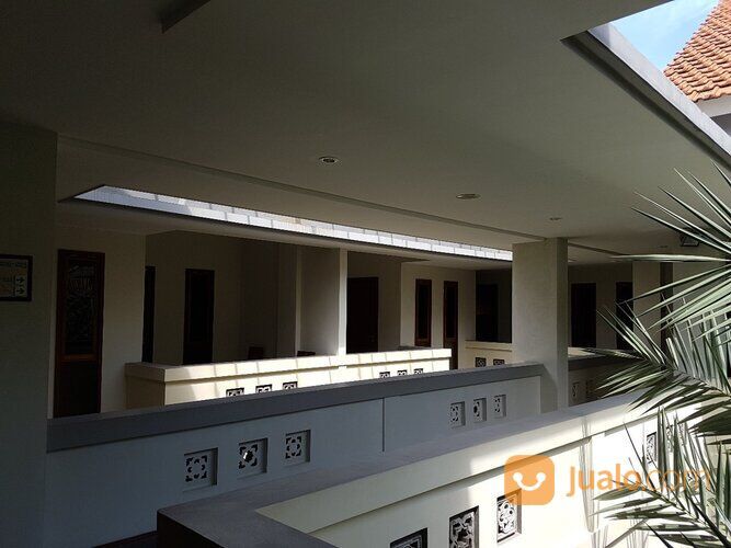 Hotel Koening dan Ruko Jl Tuparev Cirebon