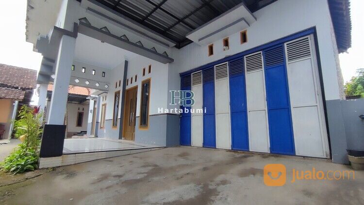 Rumah Kauman Tulungagung Dekat Pasar Kliwon Kalangbret