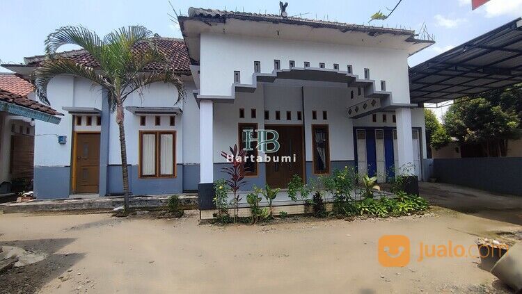 Rumah Kauman Tulungagung Dekat Pasar Kliwon Kalangbret