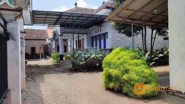 Rumah Kauman Tulungagung Dekat Pasar Kliwon Kalangbret