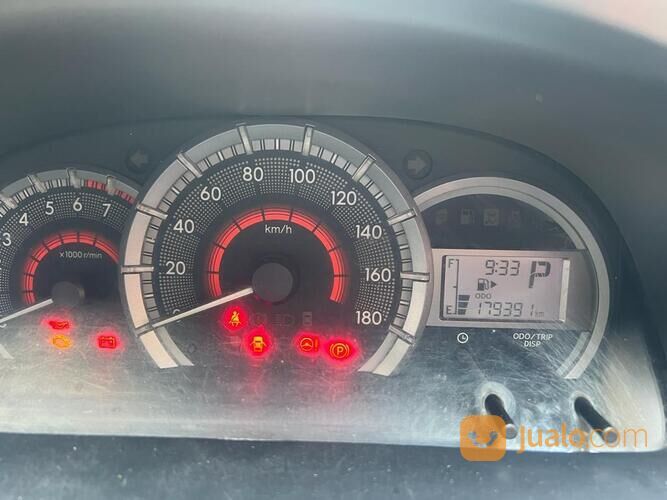 Toyota Avanza G AT 1.3 2015 Biru Istimewa