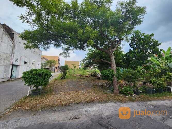 Tanah Cantik Hook Menco Raya UMS Solo Area Kos