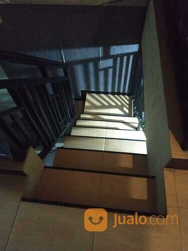 Rumah 2 Lantai perumahan Anggrek Jl. Bamban Asrikaton Pakis Malang