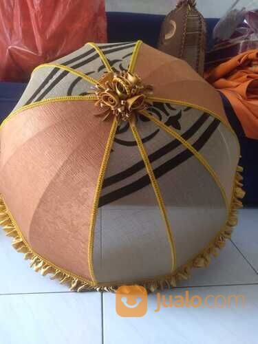 TUDUNG SAJI BESAR LINGKARAN