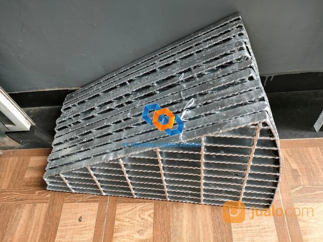 GRATING STEEL KUAT ANTI KARAT DAN TAHAN LAMA TERSEDIA UKURAN STANDAR DAN UKURAN COSTUM