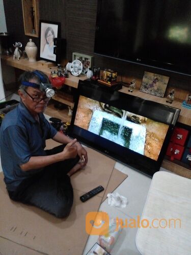 Service tv lcd dan tv led cipondoh