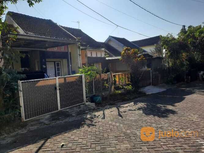 RUMAH VILLA TIDAR ESTATE AREA MALANG, LANGSUNG AKAD NOTARIS