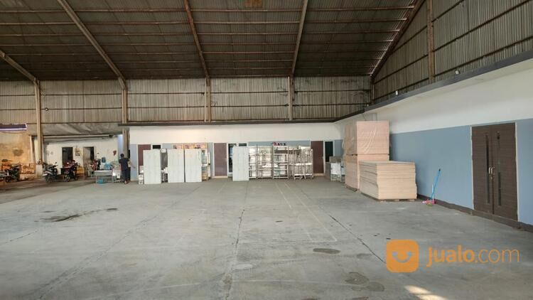 Gudang Di Jl.Raya Kampung Irian Bekasi Utara