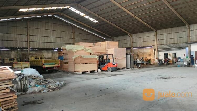 Gudang Di Jl.Raya Kampung Irian Bekasi Utara