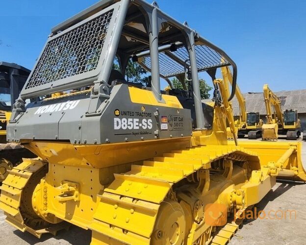 Bulldozer Komatsu D85ESS-2 Tahun 2018