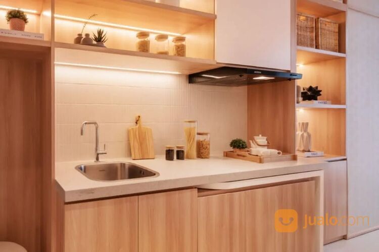 Apartemen Ciputra World Mall Tower Vertu 700Jtan Mewah Full Furnish Connect CW Surabaya