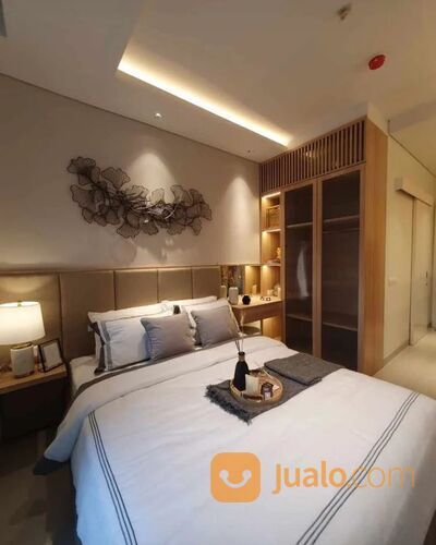Apartemen Ciputra World Mall Tower Vertu 700Jtan Mewah Full Furnish Connect CW Surabaya