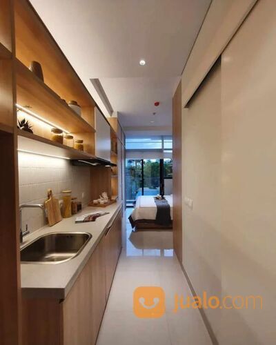 Apartemen Ciputra World Mall Tower Vertu 700Jtan Mewah Full Furnish Connect CW Surabaya