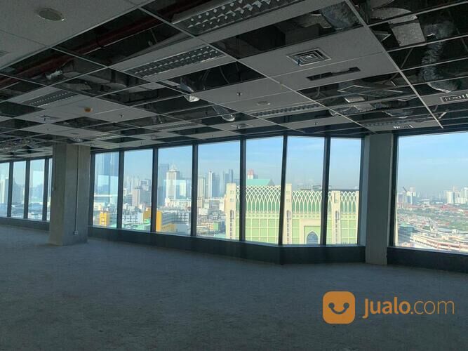 Office Space Premium di Midpoint Place Furnished Harga Sewa Terjangkau