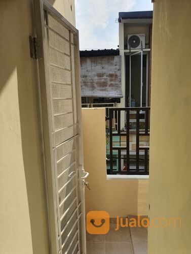 Rumah Second 1,2 Milyar di jakarta timur