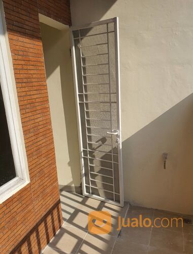 Rumah Second 1,2 Milyar di jakarta timur