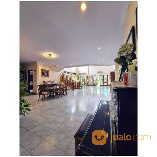 RUMAH MEWAH DI JALAN MADRASAH 2 BENDA KEMANG JAKARTA SELATAN