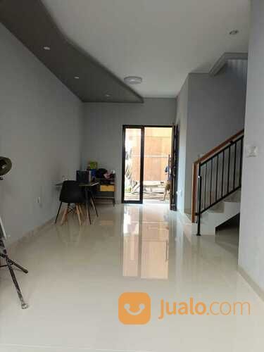 rumah 2 lantai belakang universitas indonesia dekat stasiun ui depok