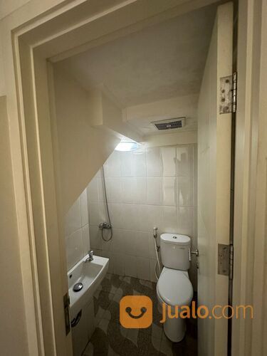 Rumah 2 Lantai Cluster Tesla Scientia Gading Serpong