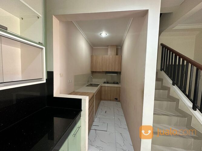 Rumah 2 Lantai Cluster Tesla Scientia Gading Serpong