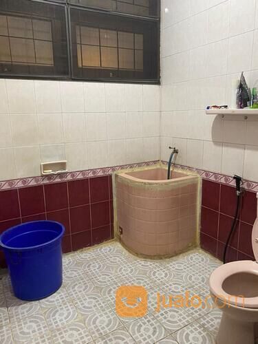 Rumah 2 lantai luas 240m2 type 5KT, Perumahan Eramas 2000 Cakung Jakarta Timur