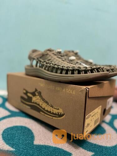 SEPATU SANDAL KEEN UNEEK TIMBERWOLF