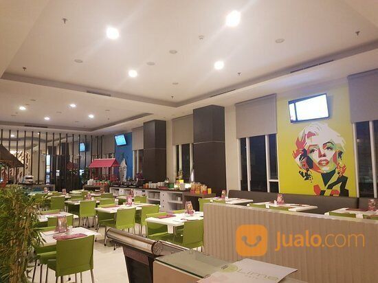 Fave Hotel Gajah Mada Jl. KH Zainul Arifin , Jakarta Pusat